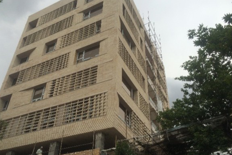 ساختمان مسکونی رضایی – آقای مهندس رضایی